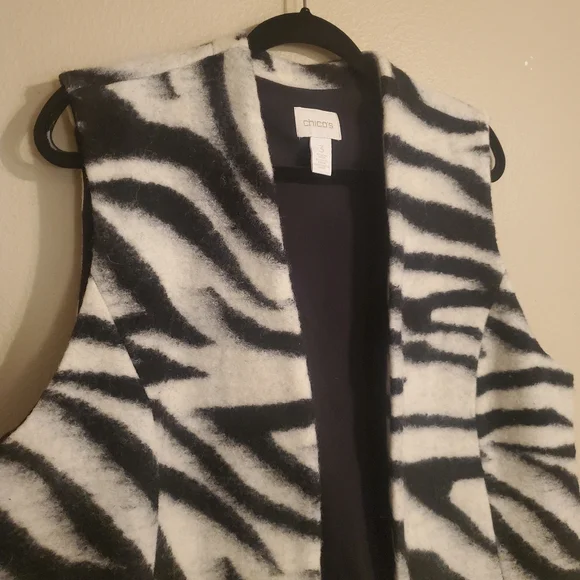 CHICO'S Black Cream Zebra Print Wool‎ Blend Open Front Vest   Women's Size XL - Picture 3 of 11